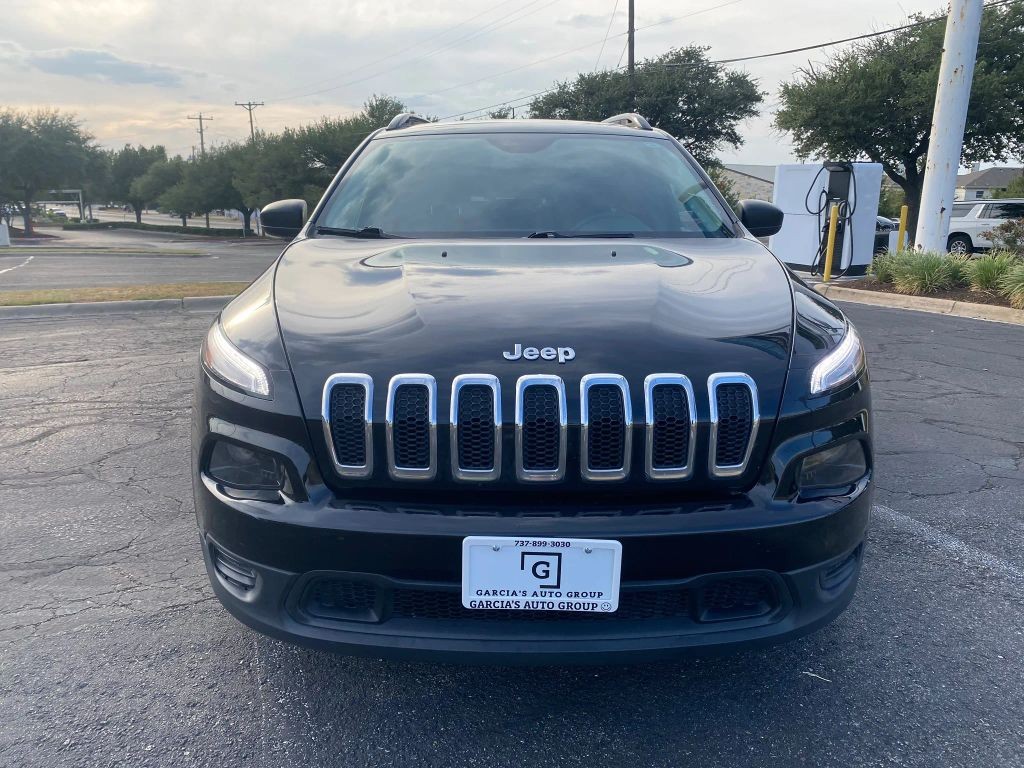 Jeep Cherokee Vehicle Full-screen Gallery Image 5
