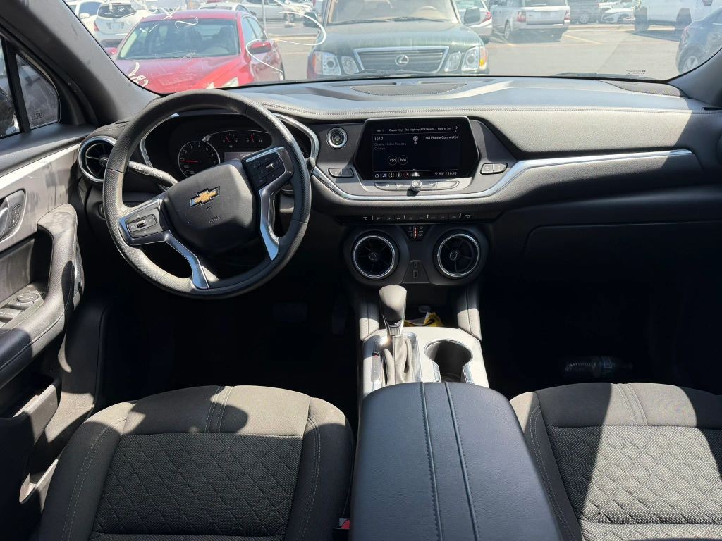 Chevrolet Blazer Vehicle Full-screen Gallery Image 7