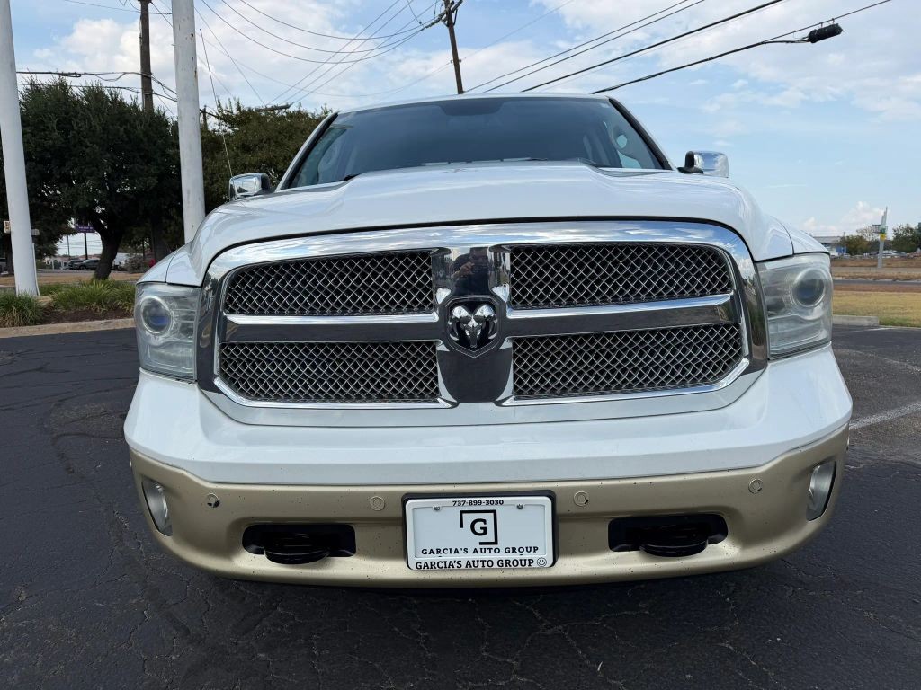 Ram 1500 Vehicle Full-screen Gallery Image 5