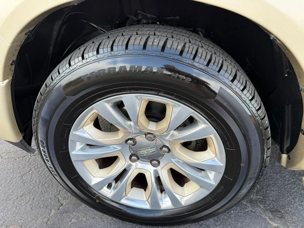 Ram 1500 Vehicle Full-screen Gallery Image 15