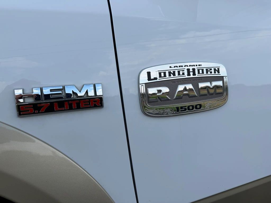 Ram 1500 Vehicle Full-screen Gallery Image 16