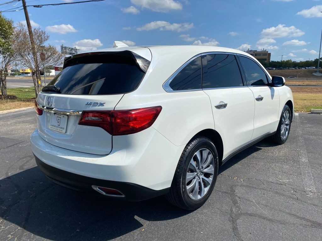 Acura MDX Vehicle Full-screen Gallery Image 7