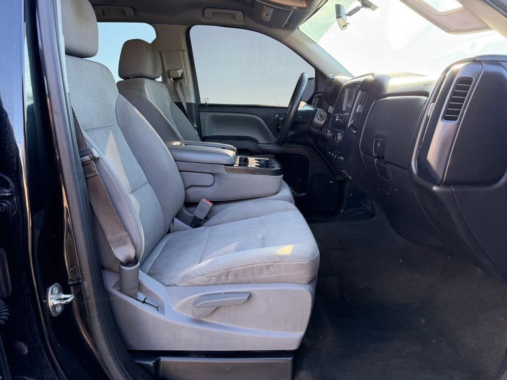 Chevrolet Silverado 1500 Vehicle Full-screen Gallery Image 07