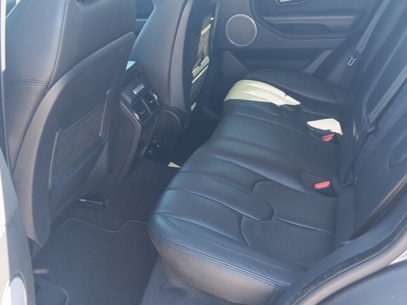 Land Rover Range Rover Evoque Vehicle Full-screen Gallery Image 11