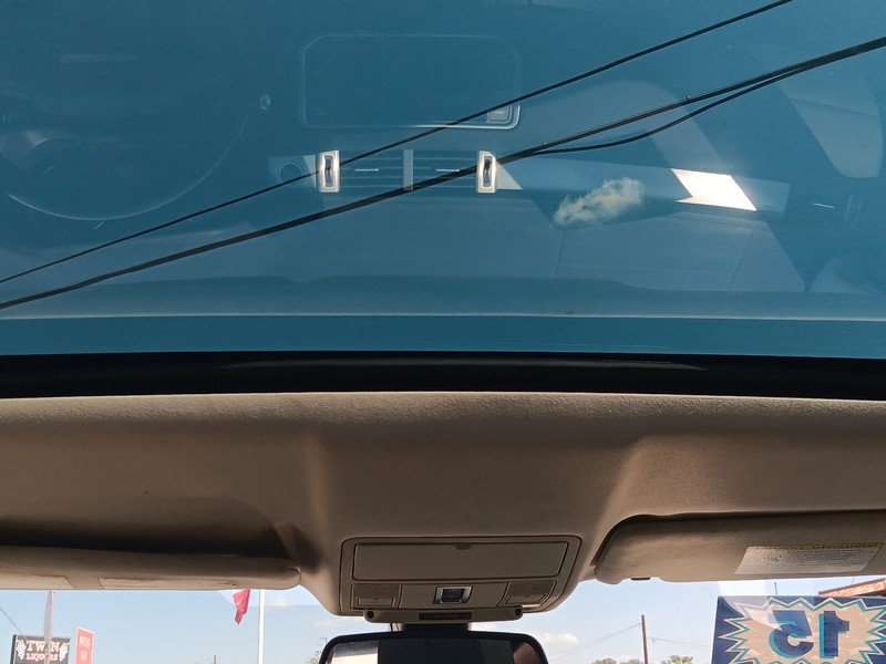 Land Rover Range Rover Evoque Vehicle Full-screen Gallery Image 14