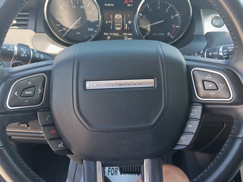 Land Rover Range Rover Evoque Vehicle Full-screen Gallery Image 16