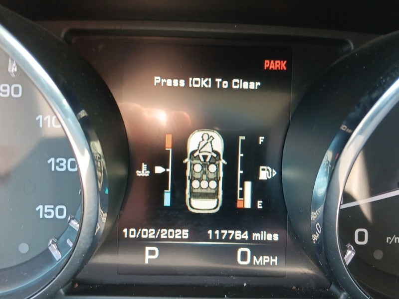 Land Rover Range Rover Evoque Vehicle Full-screen Gallery Image 28