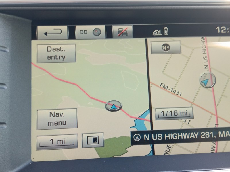 Land Rover Range Rover Evoque Vehicle Full-screen Gallery Image 30