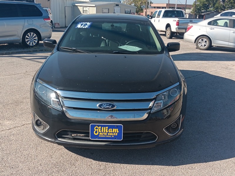 Ford Fusion Vehicle Full-screen Gallery Image 9