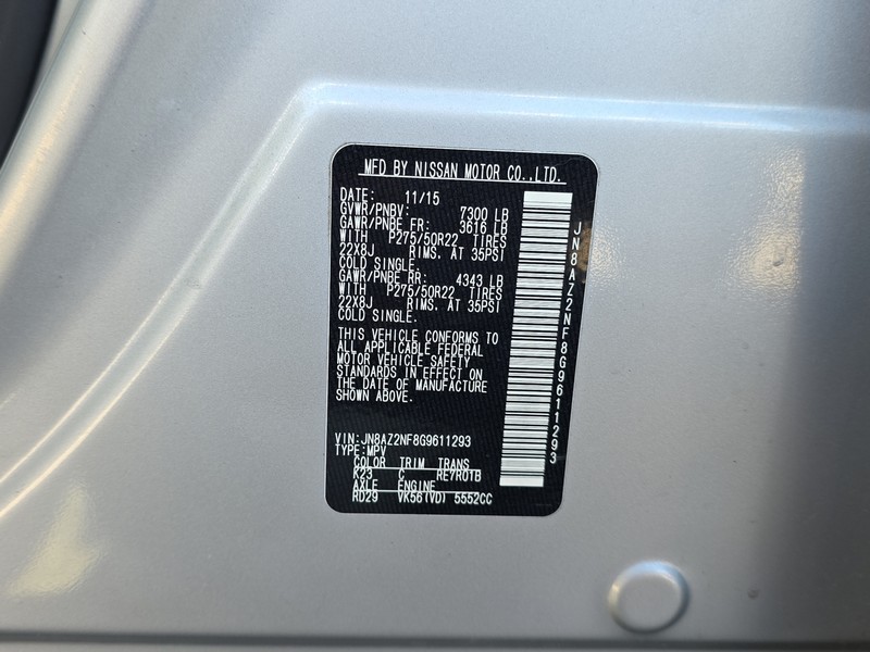 INFINITI QX80 Vehicle Full-screen Gallery Image 25