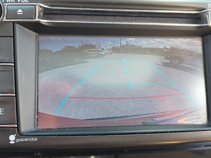 Toyota RAV4 Vehicle Full-screen Gallery Image 42