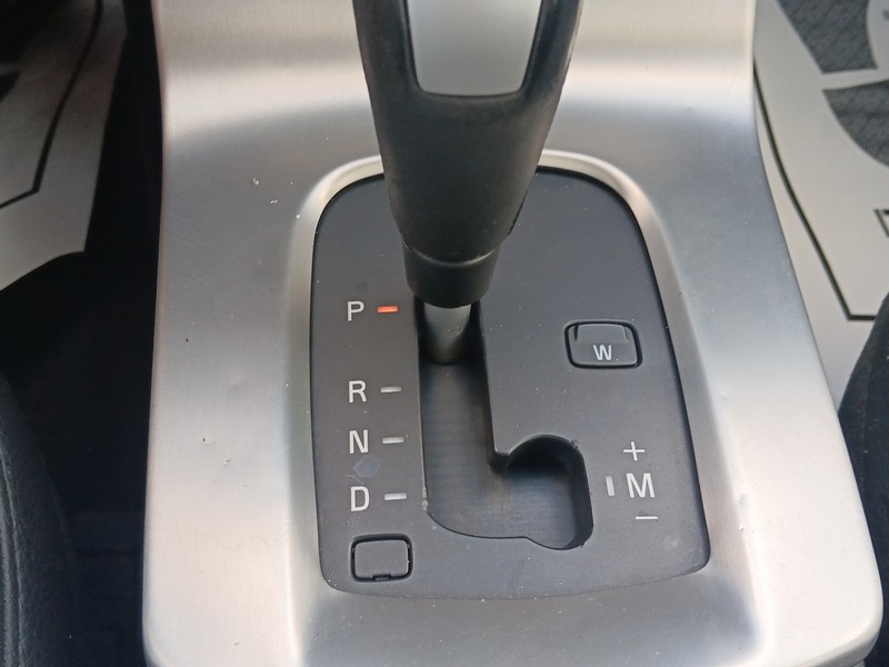 Volvo C70 Vehicle Full-screen Gallery Image 15