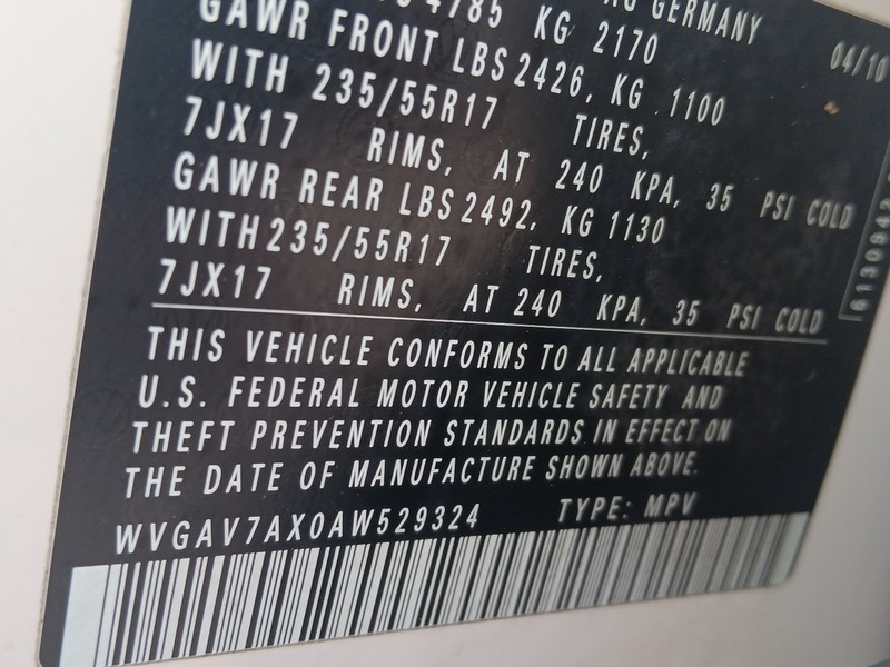 Volkswagen Tiguan Vehicle Full-screen Gallery Image 20