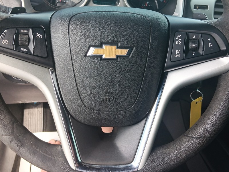 Chevrolet Camaro Vehicle Full-screen Gallery Image 14