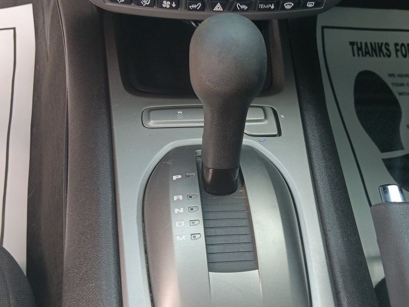 Chevrolet Camaro Vehicle Full-screen Gallery Image 16