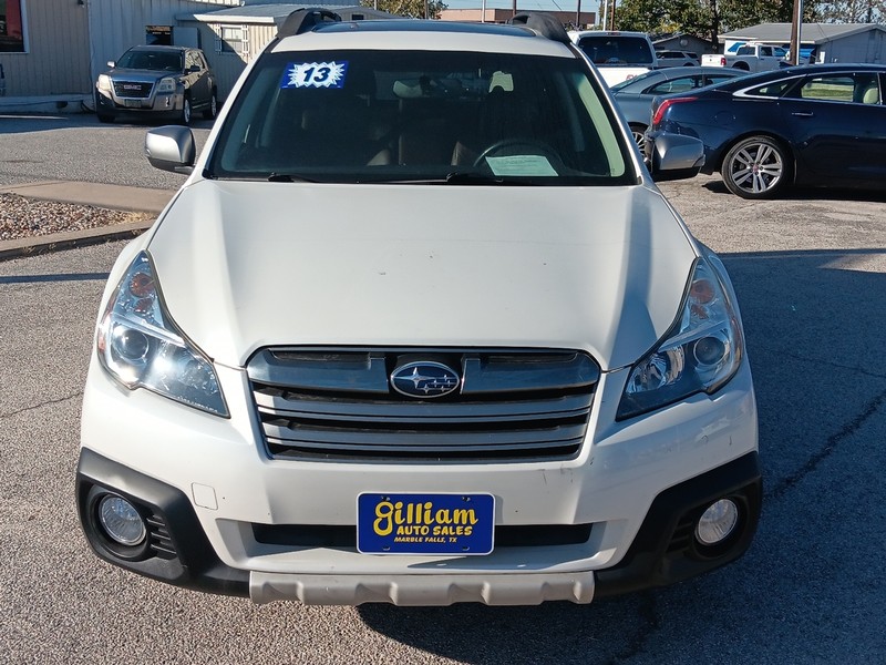 Subaru Outback Vehicle Full-screen Gallery Image 09