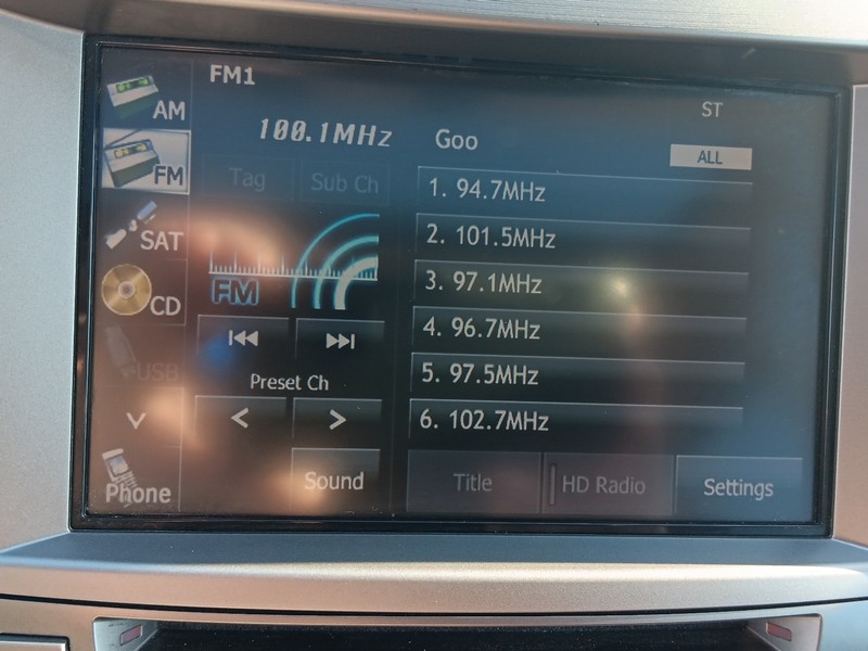 Subaru Outback Vehicle Full-screen Gallery Image 21