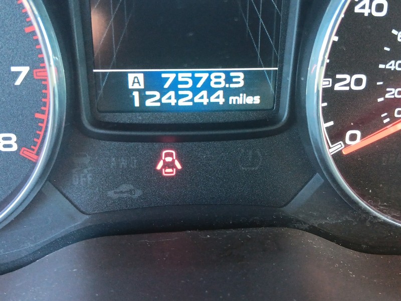 Subaru Outback Vehicle Full-screen Gallery Image 25