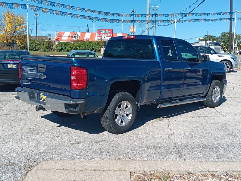 Chevrolet Silverado 1500 Vehicle Full-screen Gallery Image 03