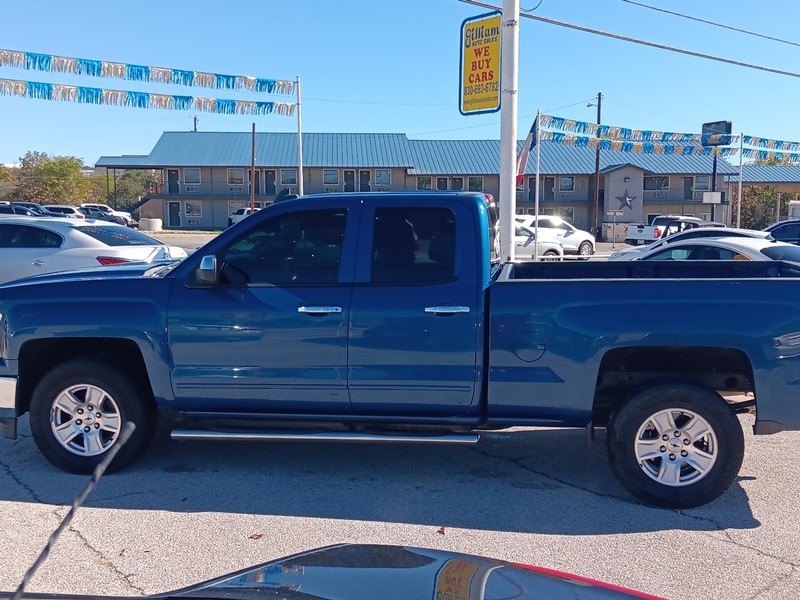 Chevrolet Silverado 1500 Vehicle Full-screen Gallery Image 06