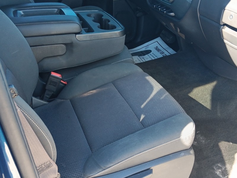 Chevrolet Silverado 1500 Vehicle Full-screen Gallery Image 10