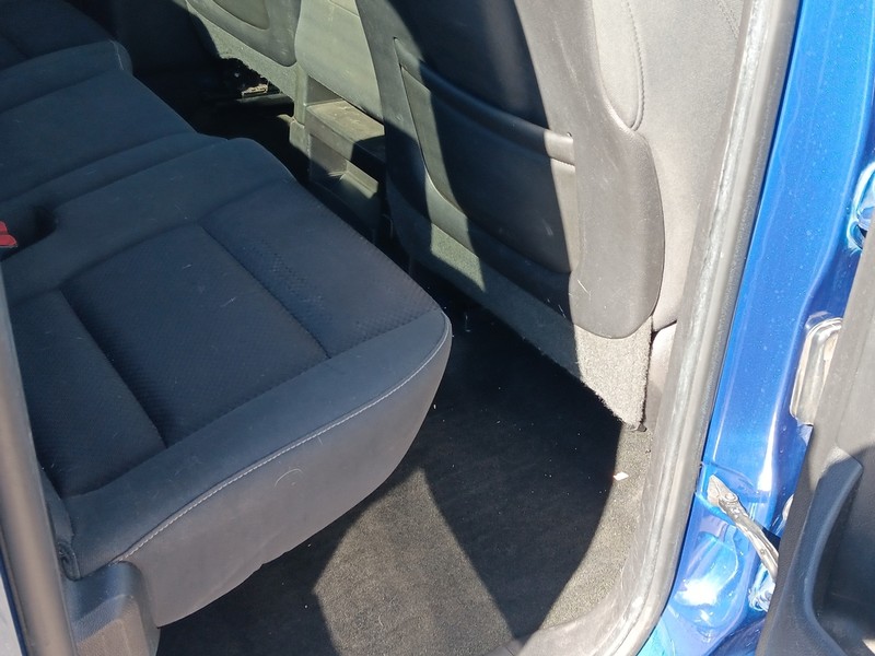 Chevrolet Silverado 1500 Vehicle Full-screen Gallery Image 11