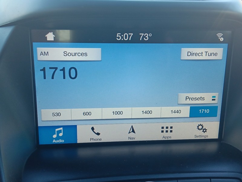 Ford Escape Vehicle Full-screen Gallery Image 47