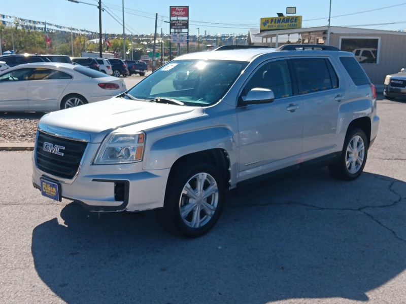 GMC Terrain Vehicle Full-screen Gallery Image 08