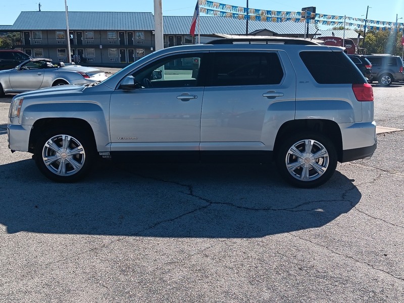 GMC Terrain Vehicle Full-screen Gallery Image 27
