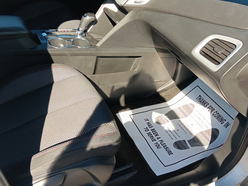 GMC Terrain Vehicle Full-screen Gallery Image 31