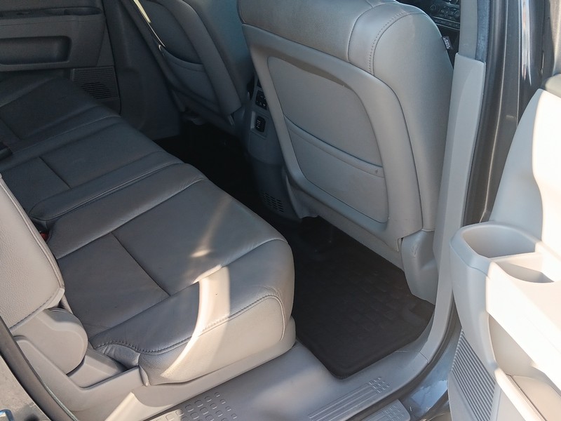 Honda Pilot Vehicle Full-screen Gallery Image 11