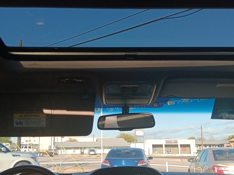 Honda Pilot Vehicle Full-screen Gallery Image 17