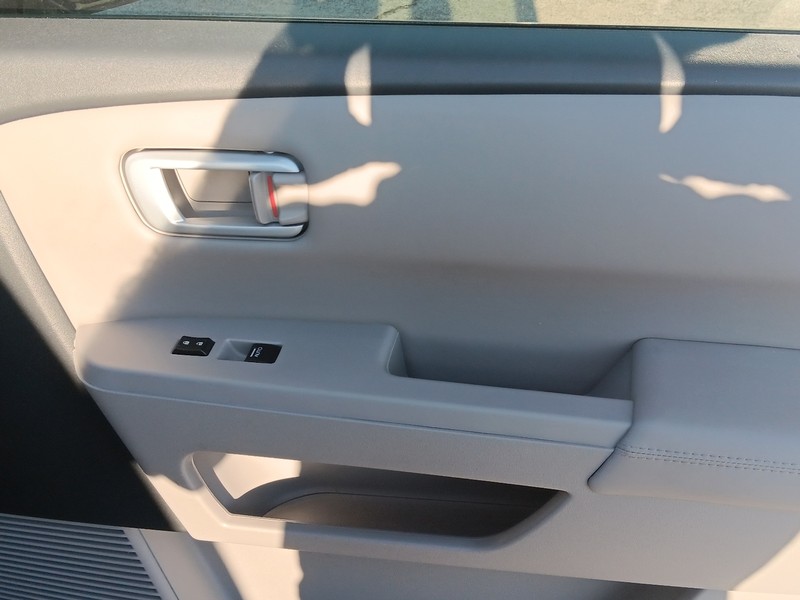 Honda Pilot Vehicle Full-screen Gallery Image 33