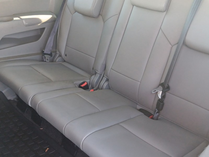 Honda Pilot Vehicle Full-screen Gallery Image 42