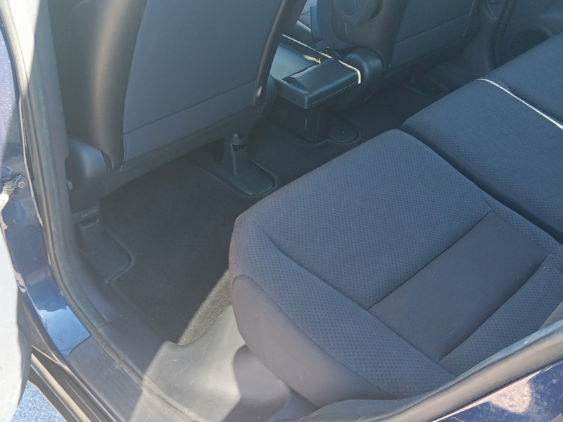 Honda CR-V Vehicle Full-screen Gallery Image 31