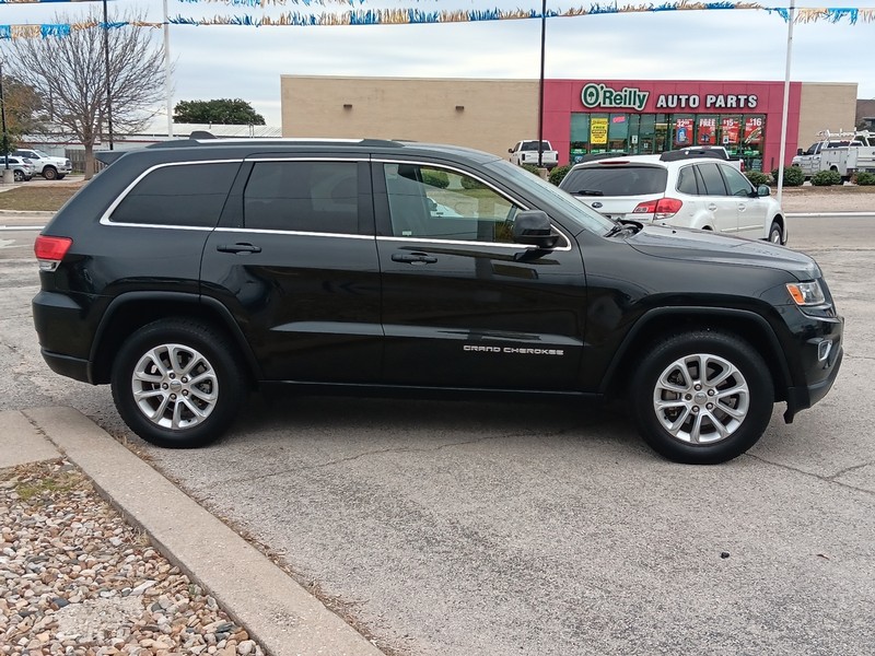 Jeep Grand Cherokee Vehicle Full-screen Gallery Image 02