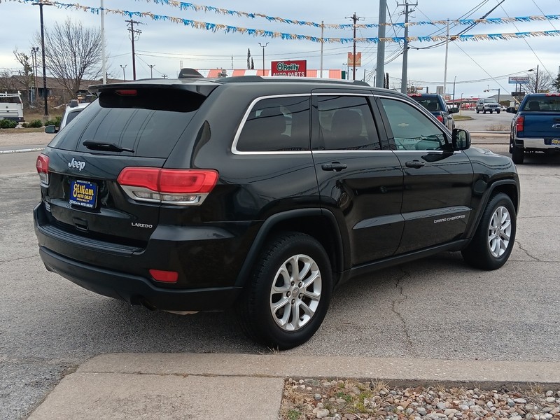 Jeep Grand Cherokee Vehicle Full-screen Gallery Image 03