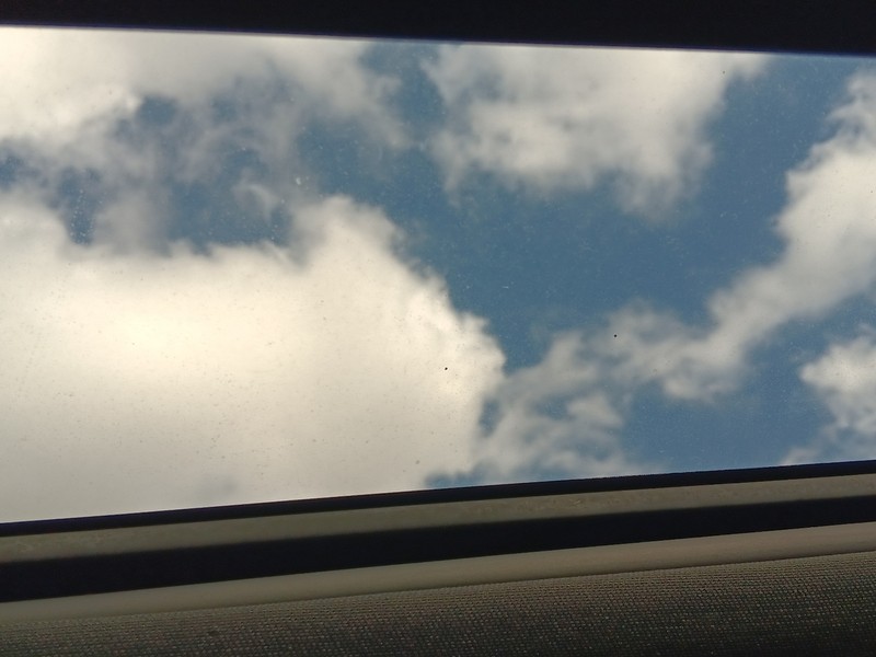 Jeep Grand Cherokee Vehicle Full-screen Gallery Image 18