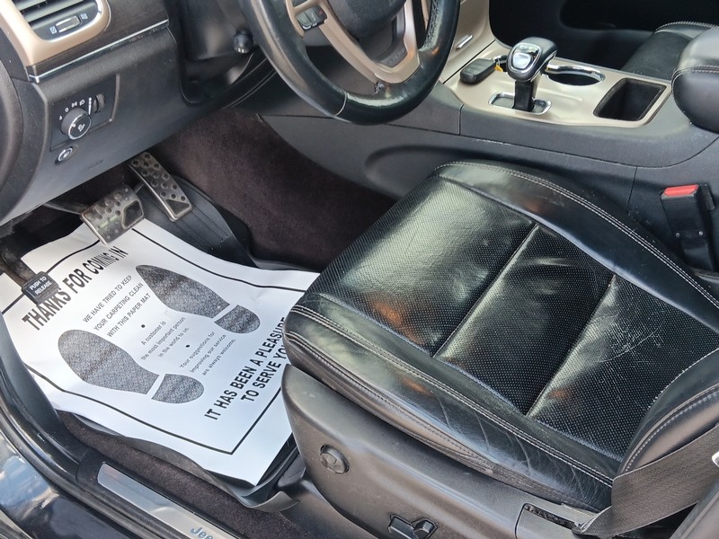 Jeep Grand Cherokee Vehicle Full-screen Gallery Image 33