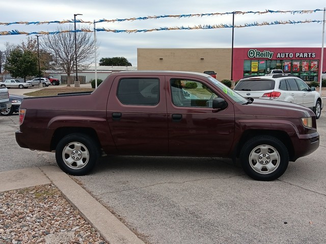 Honda Ridgeline Vehicle Full-screen Gallery Image 02