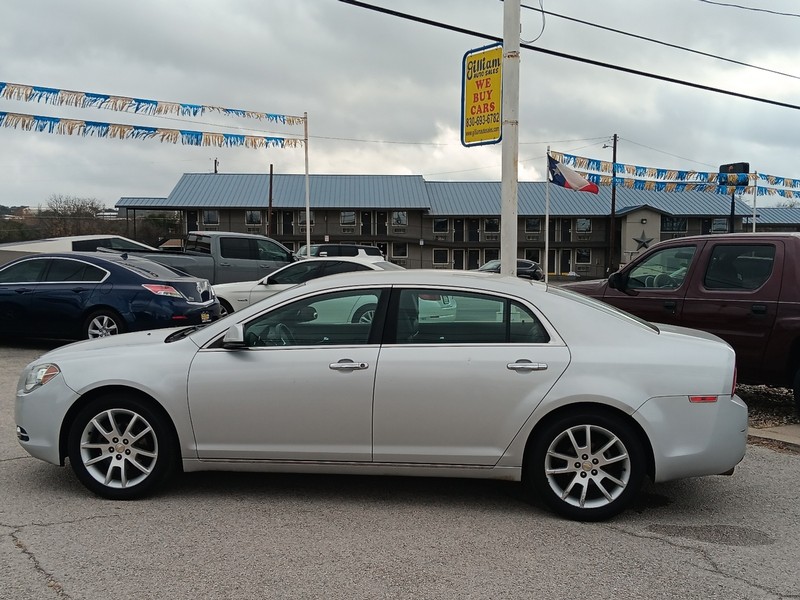 Chevrolet Malibu Vehicle Full-screen Gallery Image 6