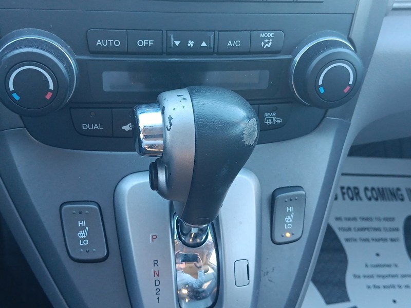 Honda CR-V Vehicle Full-screen Gallery Image 42