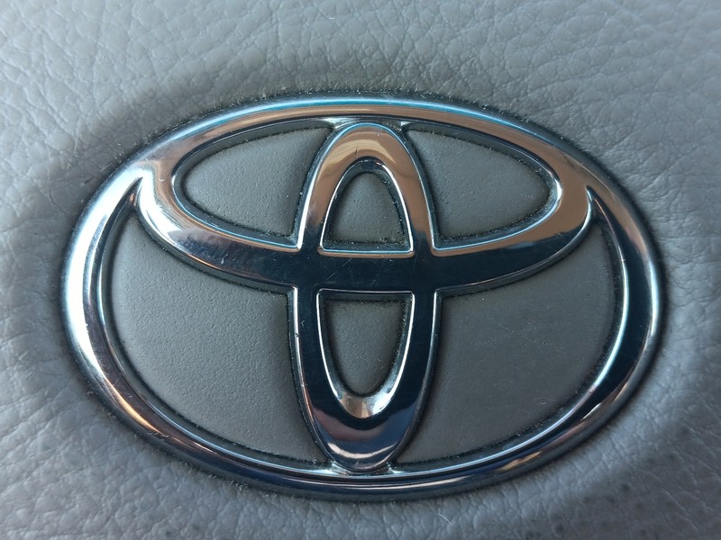 Toyota Sienna Vehicle Full-screen Gallery Image 22