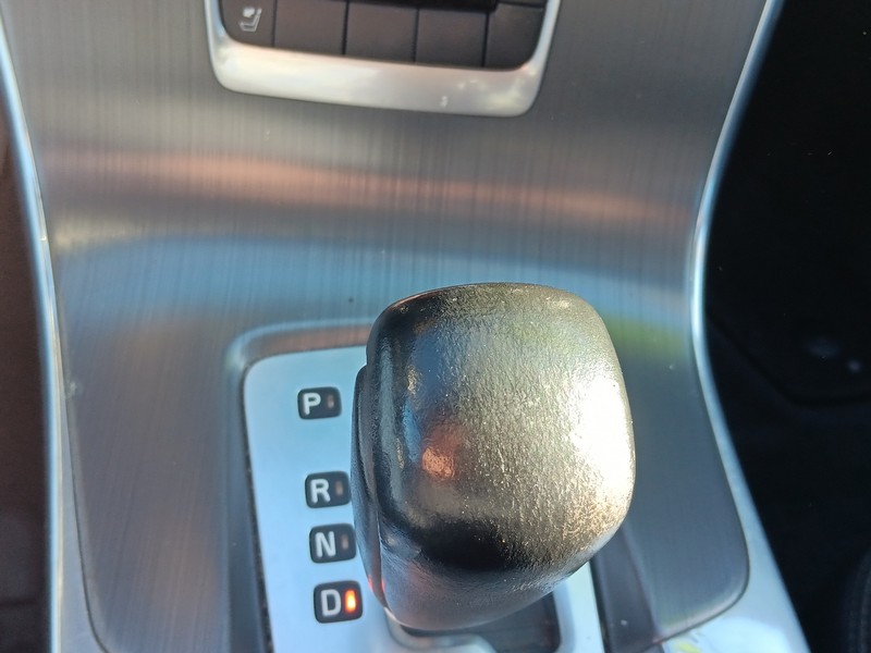 Volvo S60 Vehicle Full-screen Gallery Image 21