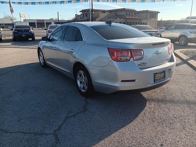 Chevrolet Malibu Vehicle Full-screen Gallery Image 03