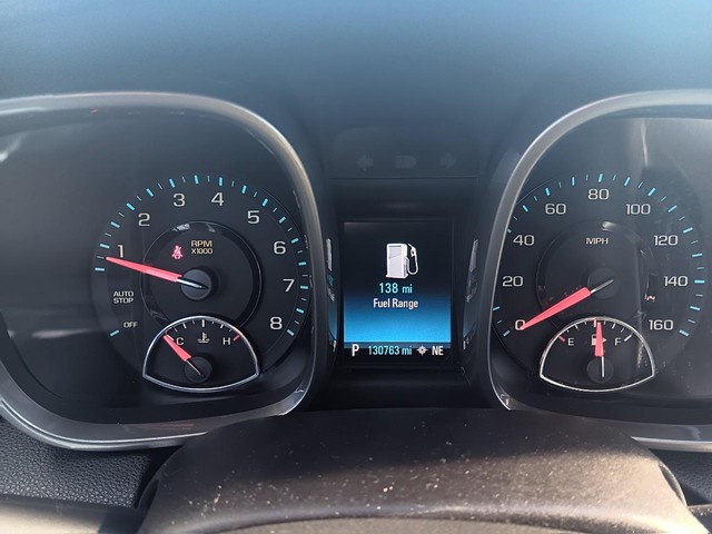Chevrolet Malibu Vehicle Full-screen Gallery Image 10