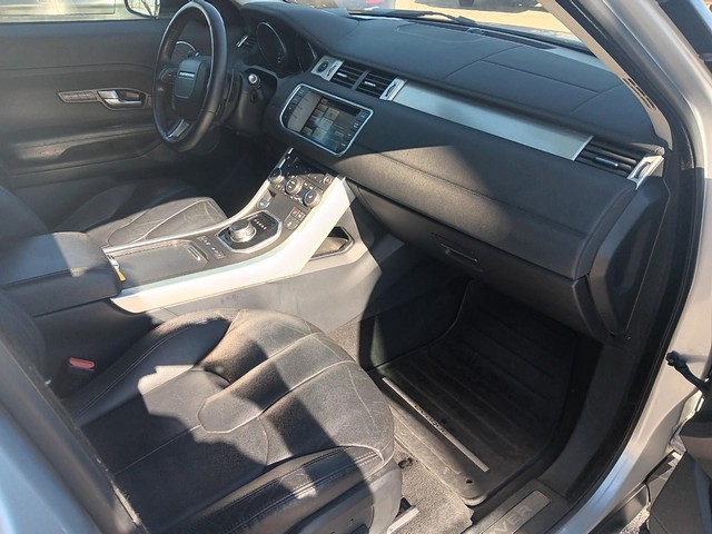 Land Rover Range Rover Evoque Vehicle Full-screen Gallery Image 05