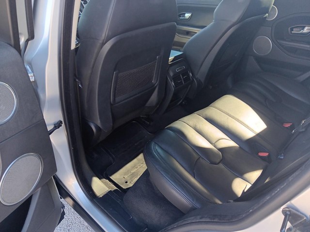Land Rover Range Rover Evoque Vehicle Full-screen Gallery Image 07