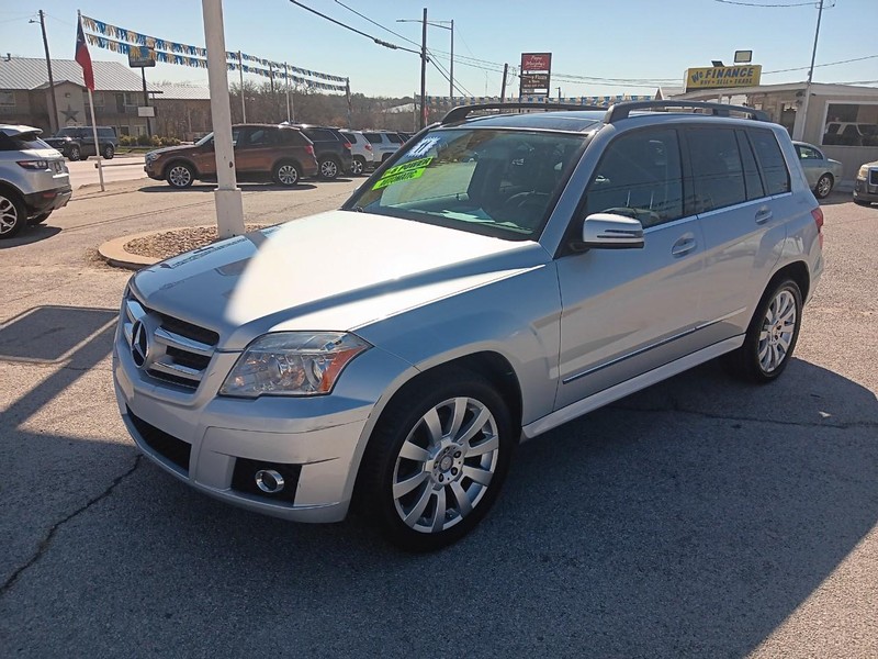 Mercedes-Benz GLK-Class Vehicle Full-screen Gallery Image 04