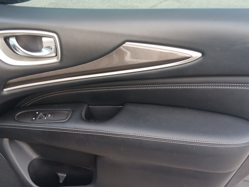 INFINITI QX60 Vehicle Full-screen Gallery Image 10